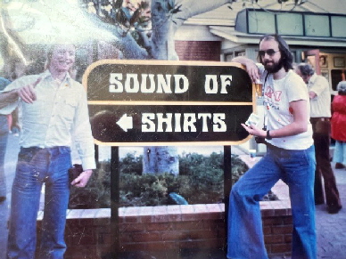 DD - Kinks Tour 1977 day off at Universal Studios, LA 2